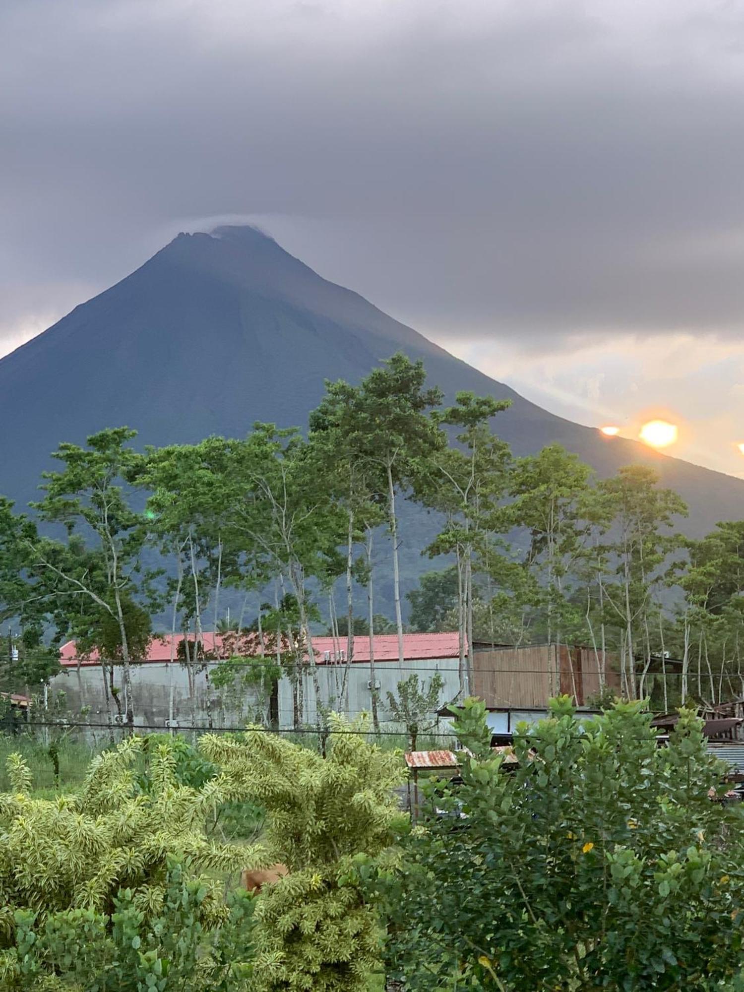 Villa Jade, La Fortuna Downtown Экстерьер фото
